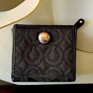Authentic Coach Wallet!